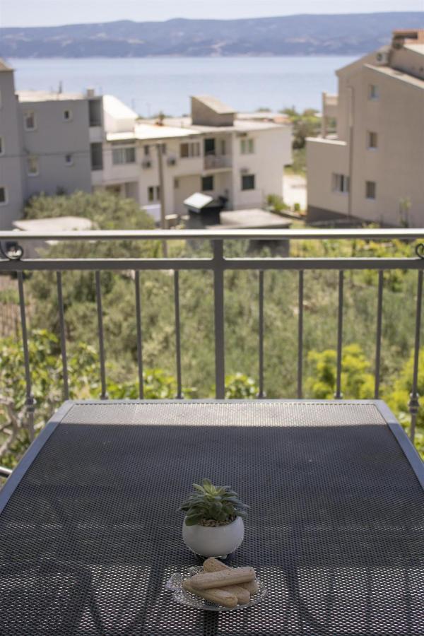 Apartments And Rooms Nikola Omiš Extérieur photo