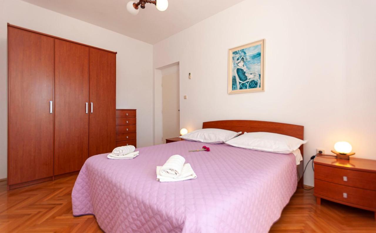 Apartments And Rooms Nikola Omiš Extérieur photo