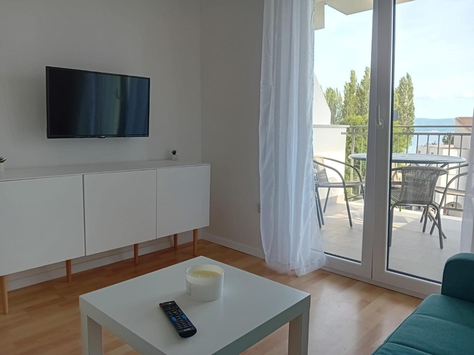 Apartments And Rooms Nikola Omiš Extérieur photo